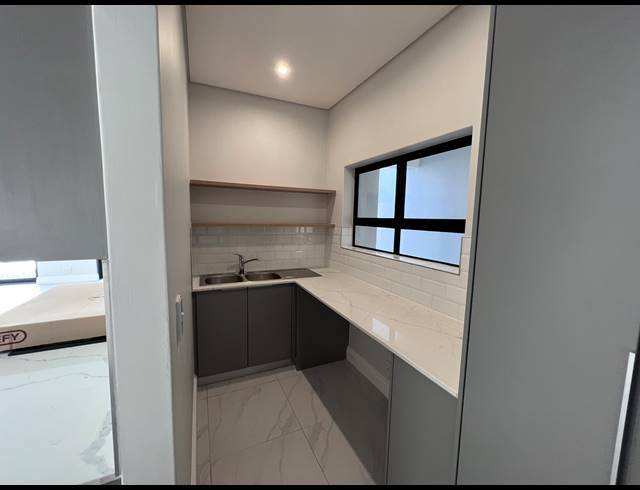 4 BEDROOM HOUSE FOR SALE IN SANDOWN